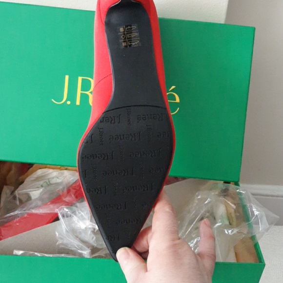 Shoes - Picture 2 of 4